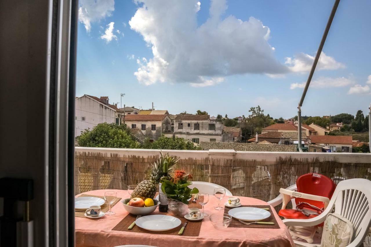 Modern Flat With Beautiful Views In South Of Corfu Appartement Lefkímmi Buitenkant foto